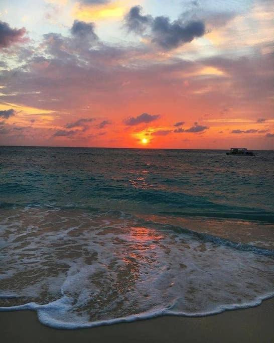 Beach Living At Island Pine Villas Blp George Town Ngoại thất bức ảnh