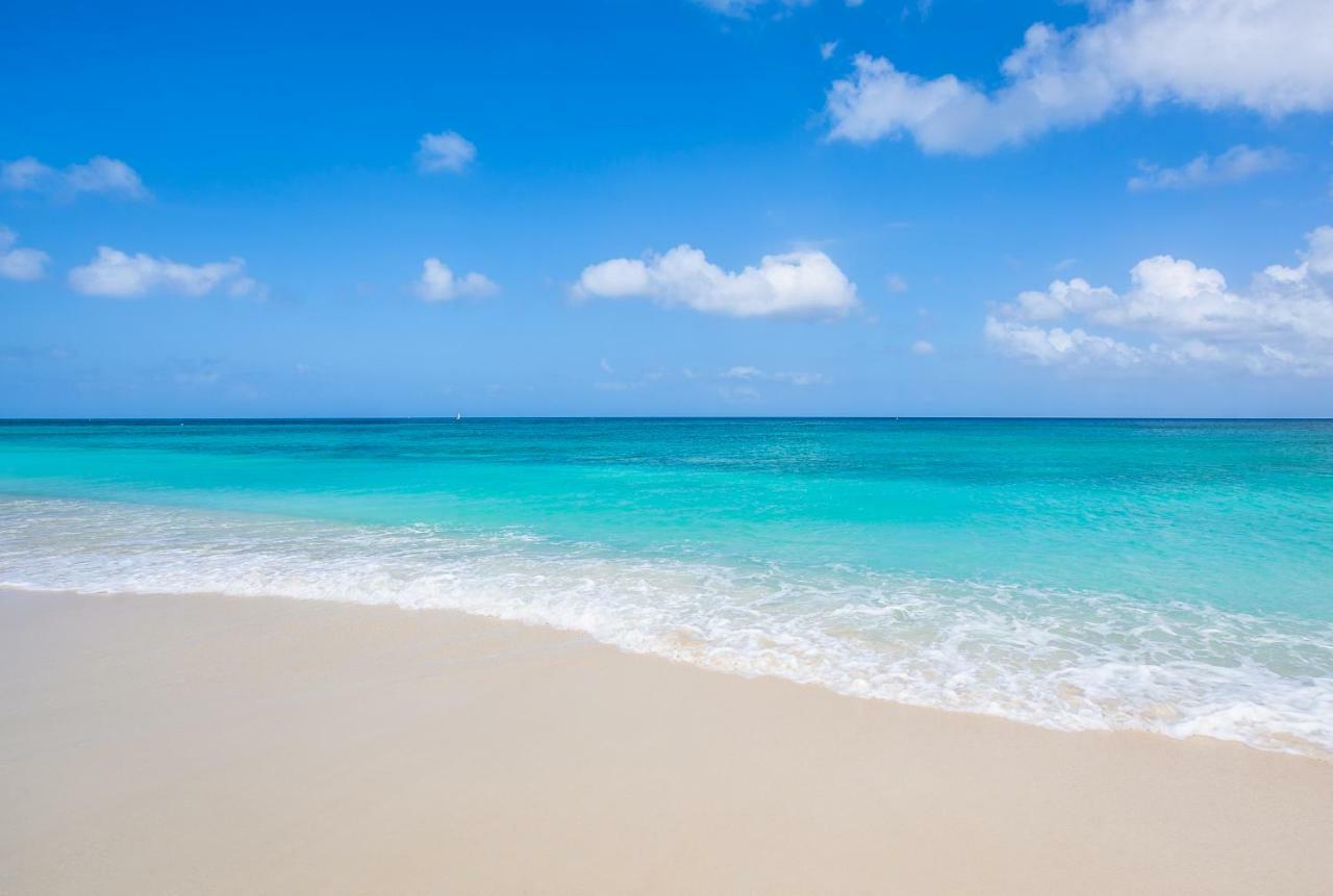 Beach Living At Island Pine Villas Blp George Town Ngoại thất bức ảnh